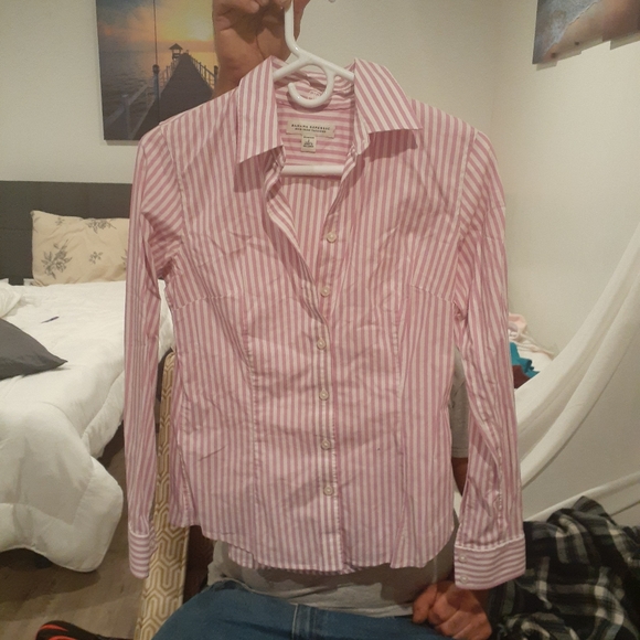 Banana republic - Picture 2 of 2